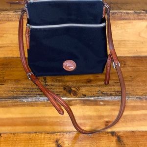 Dooney & Bourke crossbody bag
